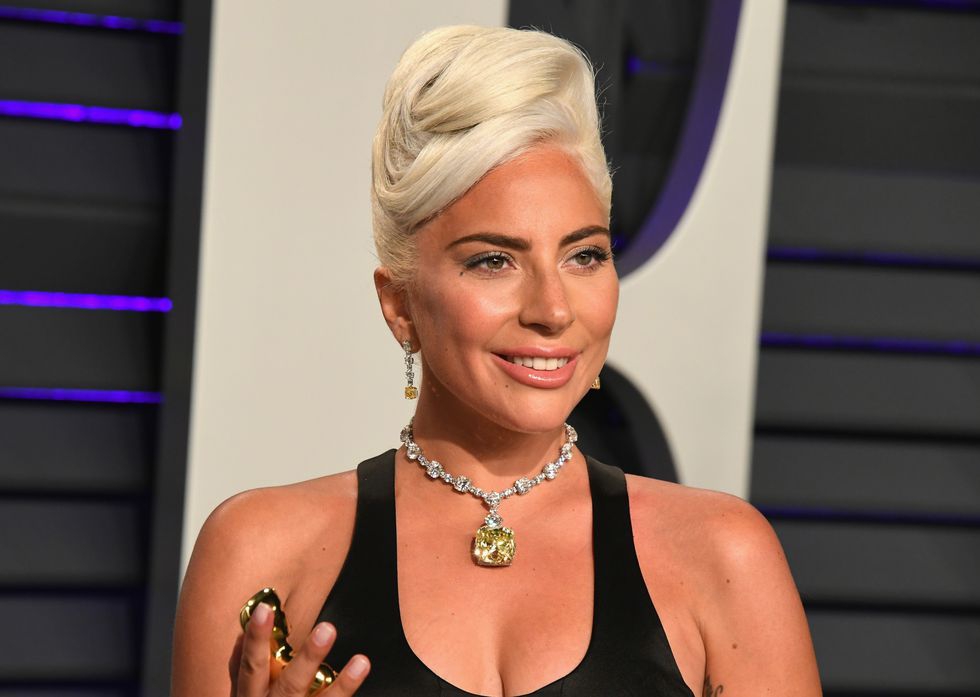 Ini Adalah Serum Kulit Terjangkau yang Digunakan Lady Gaga