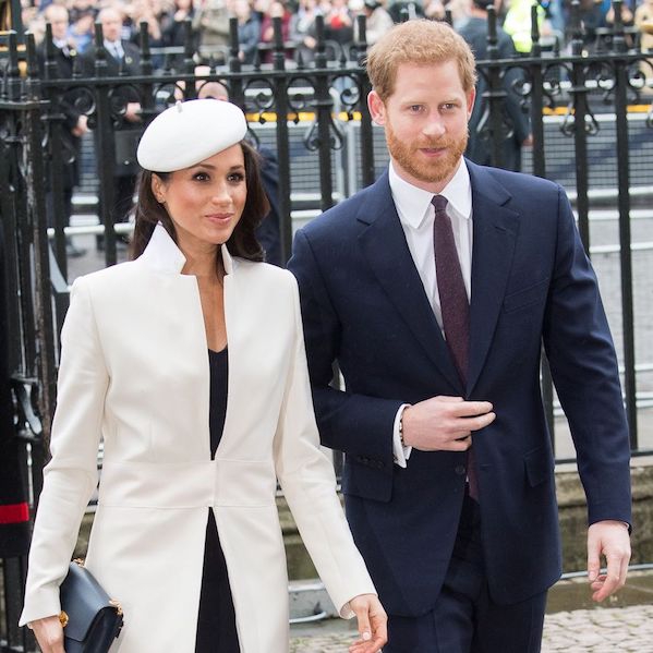 The Sussexes Resmi Mempekerjakan Jubir Obamas dan Clintons