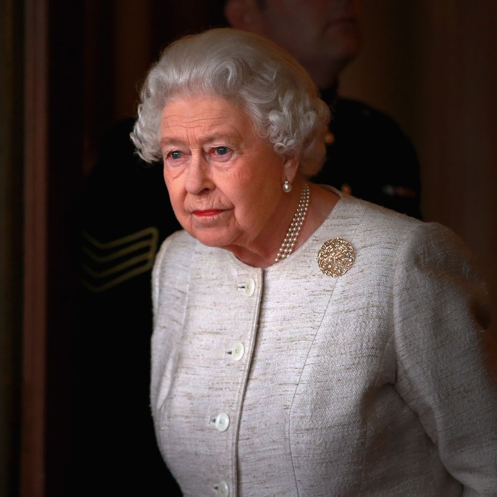 Ratu Elizabeth Imbau Partisipasi Publik Perangi Coronavirus