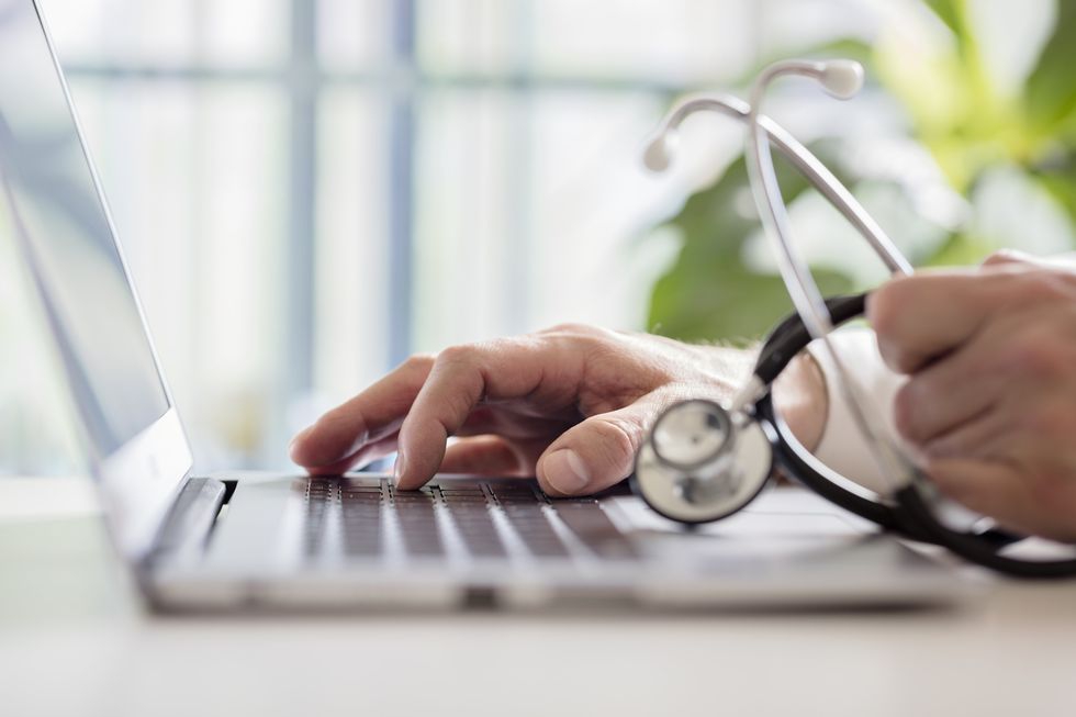 Kata Ahli Ini 7 Tanda Anda Mungkin Terjangkit Virus Covid-19