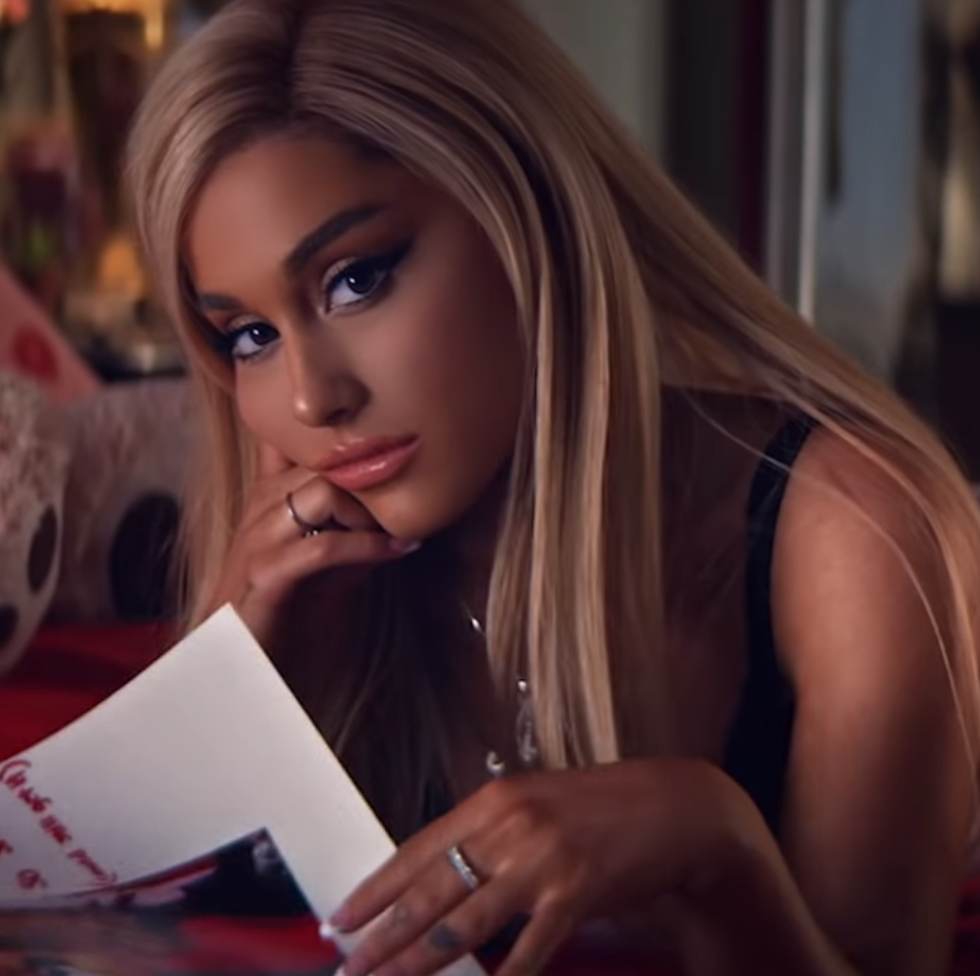 Ariana Grande Merilis Parfum yang Bernama “Thank U, Next”