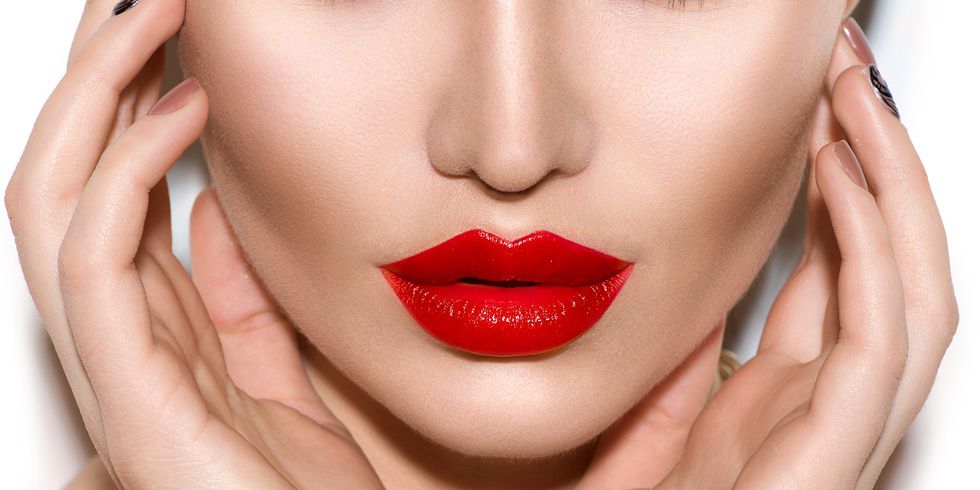 Inilah Cara Tepat Mengaplikasikan Bronzer di Wajah