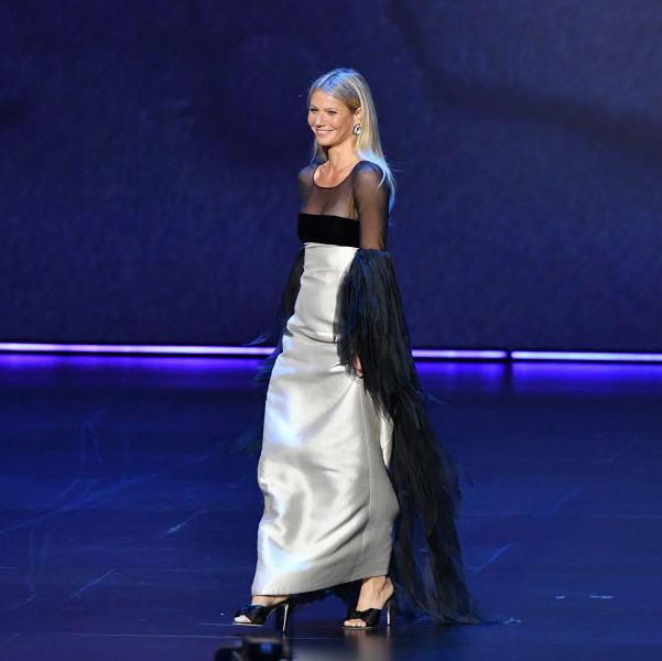 Lihat Penampilan Gwyneth Paltrow yang Membingungkan di Emmys