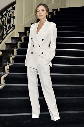 Victoria Beckham Tidak Memahami Dua Tren Fashion Ini