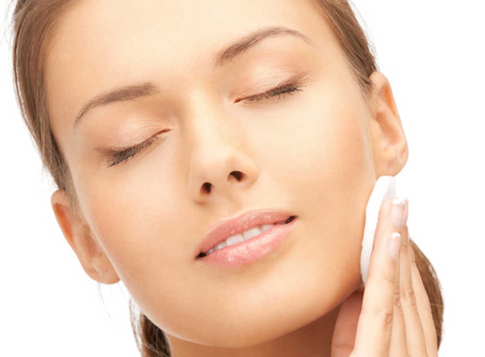 Mengenal Makeup Remover dengan Micellar Water