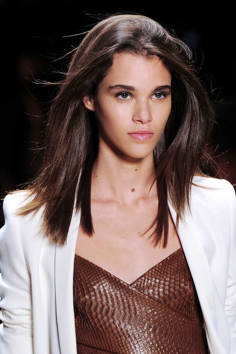 8 Cara Mengatasi Rambut Frizzy