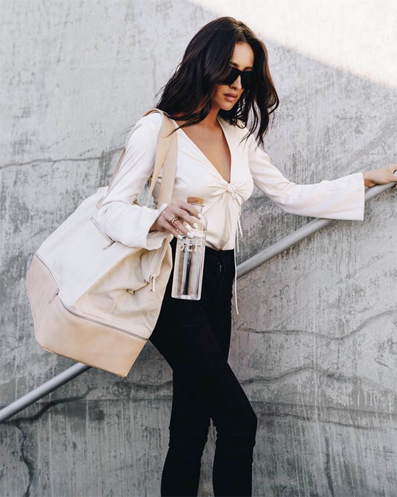Béis, Label Tas Travel Terkini Kreasi Shay Mitchell