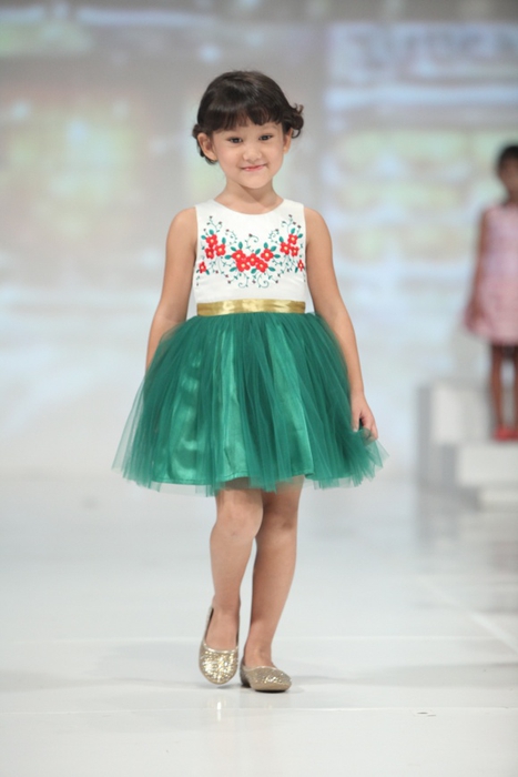 Bubble Girl: The Essence of Innocence