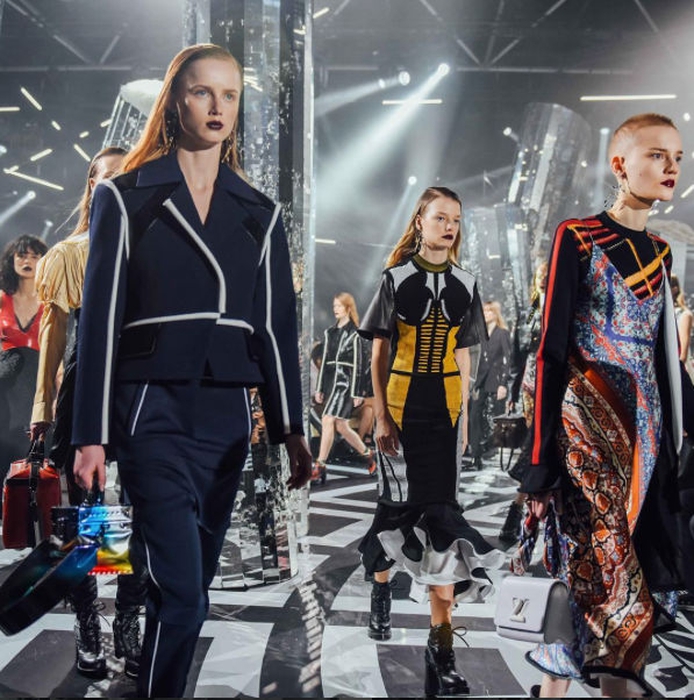 A - Z Tren Fashion 2016 - Louis Vuitton