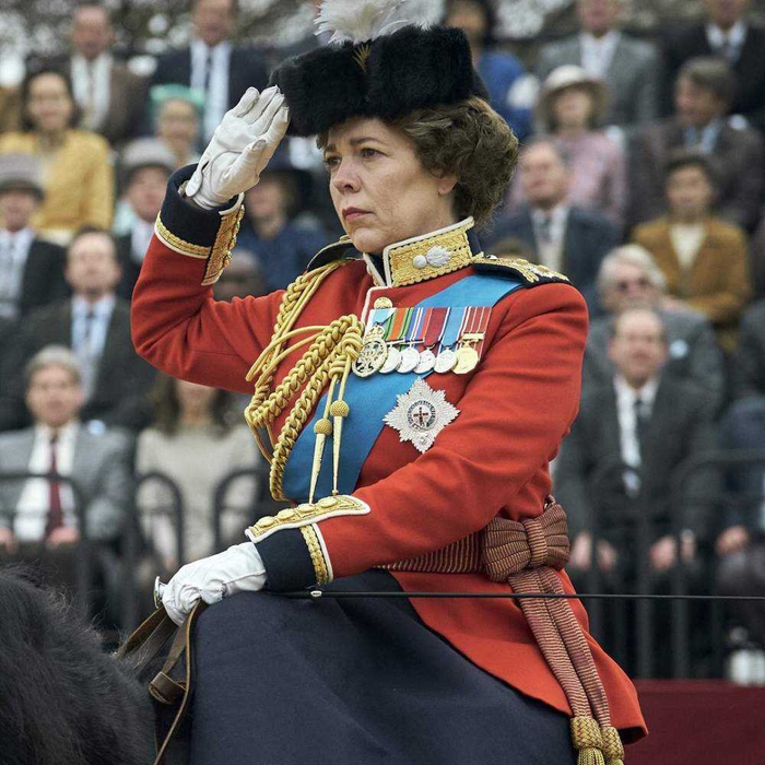 14 Alasan Anda Harus Menyaksikan Serial Netflix The Crown yang Bercerita Tentang Kerajaan Inggris