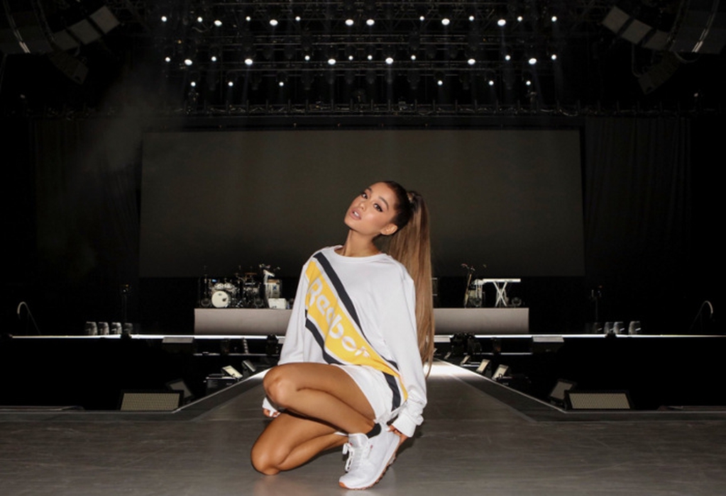 Kolaborasi Ariana Grande dan Reebok