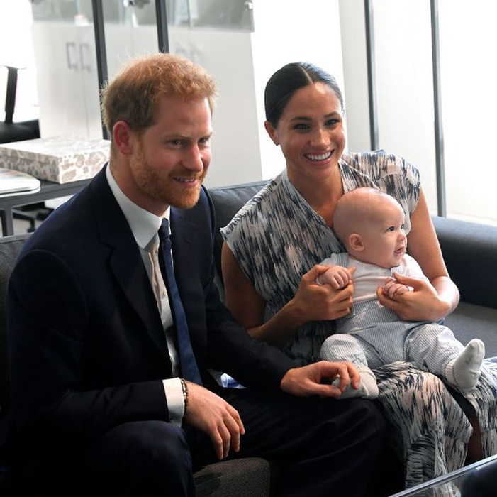 Archie Terlihat Mirip dengan Pangeran Harry Saat Masih Kecil