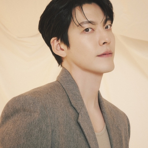 Baru Resmi Menikah, Berikut Semua Fakta Tentang Kim Woo-Bin
