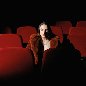 Ketika Kesepian Hadir di Tengah Keramaian