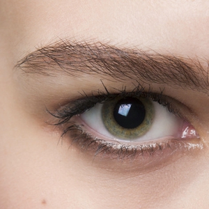 Cara Instan Membuat Alis dari Nigel Stanislaus