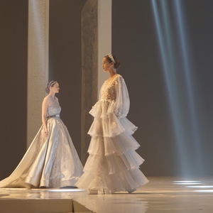 Ide Gaun Pernikahan dari Fetty Rusli, Retromantic