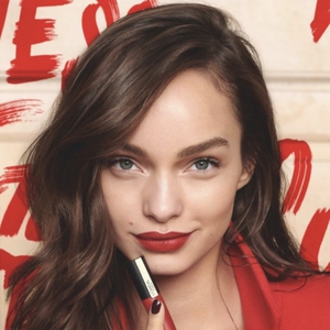 L'Oréal Punya Cara Praktis Belanja Lipstik Secara Online