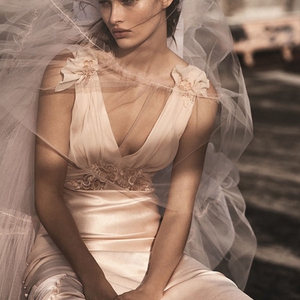 Topshop Segera Meluncurkan Koleksi Busana Pengantin