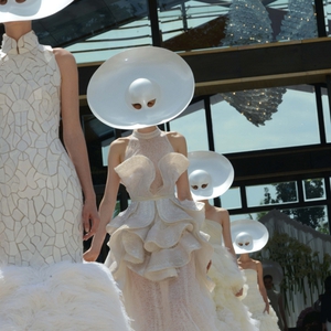 Peragaan Adrian Gan di Bali