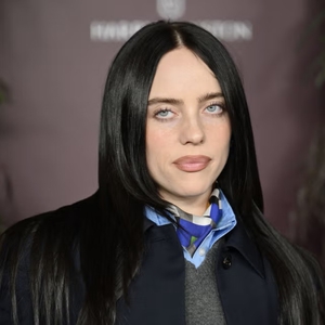 Billie Eilish Tampil Nyaris Tak Dikenal saat di Lokasi Syuting The Bell Jar