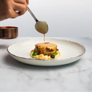 Presentasi Mewah Cita Rasa Baru di Resto Ap&eacute;ritif Bali