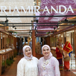 Ria Miranda Mengadakan Ekshibisi Minang Dekade Legacy Onward di PIM 2