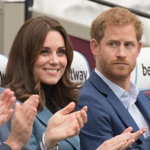 Putri Kate Dikabarkan Berusaha Menjaga Pangeran William dan Pangeran Harry Tetap 