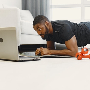 Ketahui Manfaat Planking untuk Pria