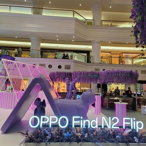 Bergaya dengan Ponsel Lipat OPPO Find N2 Flip di La Moda Plaza Indonesia