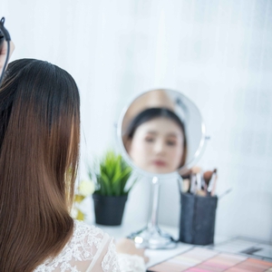 Cara Rawat Model Rambut Tipis dan Lepek agar Tetap Bervolume