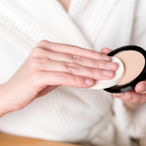 Perbedaan Two Way Cake dan Cushion yang Harus Anda Ketahui