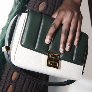 Untuk Penggemar Tas Givenchy, Ini Tas Terbaru Bertajuk 4G untuk Anda Ketahui!