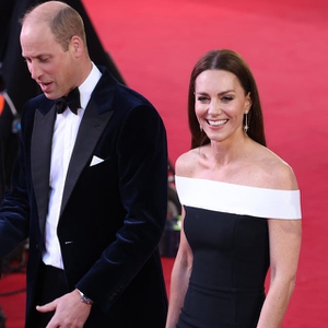 Kate Middleton Tampil Anggun dalam Balutan Gaun Off-the-Shoulder di Pemutaran Perdana Film Top Gun