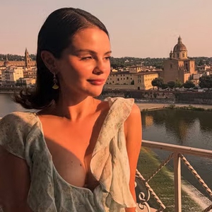 Benny Blanco Tulis Pesan Paling Manis untuk Selena Gomez di Hari Ulang Tahunnya