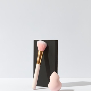 Cara Membersihkan Spons Makeup Agar Tetap Higienis dan Tahan Lama