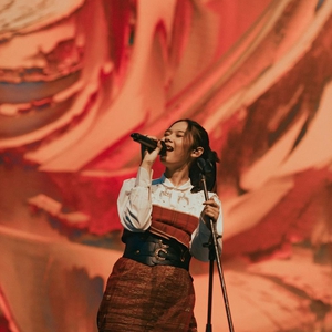 Melihat Lebih Dalam Mengenai Inspirasi Musik Gen Z Melalui Nadin Amizah