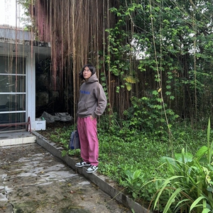 Inspirasi Streetwear dari Penampilan Iqbaal Ramadhan untuk Awal Tahun