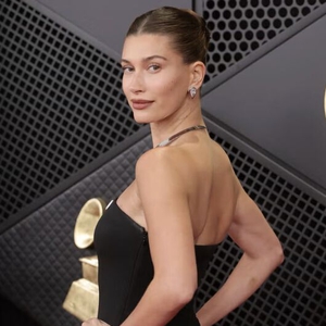 Hailey Bieber Ungkap Perubahan Rambut Besar Menyambut Musim Gugur