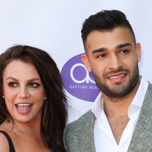 Britney Spears dan Sam Asghari Punya Anak Anjing Baru