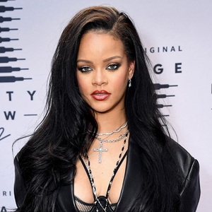 Intip Perjalanan Transformasi Rambut Rihanna Sepanjang Kariernya