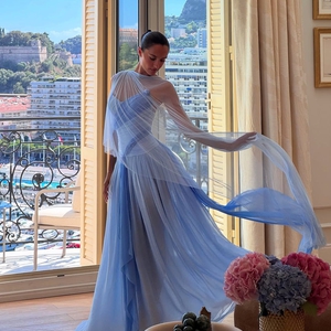 Model Baju Kain Gradasi dengan Sentuhan Elegan Modern