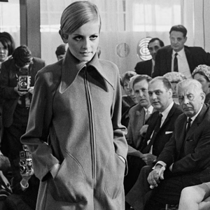 Dari Naomi hingga Bella: Perjalanan Debut Runway Para Supermodel Sepanjang Dekade