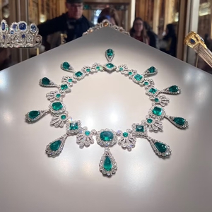 Fakta Penting Perhiasan yang Dicuri dari Louvre Menurut Ahli