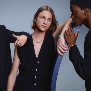 Louis Vuitton Memperkenalkan Perhiasan yang Gender Netral