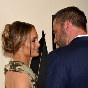 Reuni Jennifer Lopez dan Ben Affleck &nbsp;di Karpet Merah setelah Berpisah