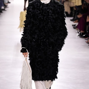 Debut Louise Trotter di Bottega Veneta