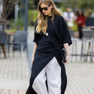 Mengapa T-Shirt Dress Jadi Andalan dari Musim Panas hingga Musim Gugur