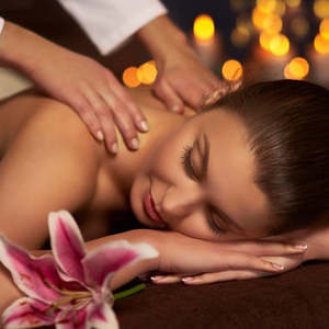 Relaksasi Tubuh dan Jiwa dengan Lomi Lomi Massage