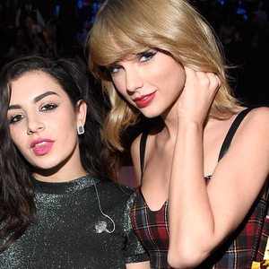 Apakah Lagu Terbaru Taylor Swift yang Berjudul 