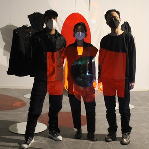 Menghadirkan Busana Multifungsi, Ini Koleksi Hasil Kolaborasi Tangan dengan Shadtoto Prasetio Studio